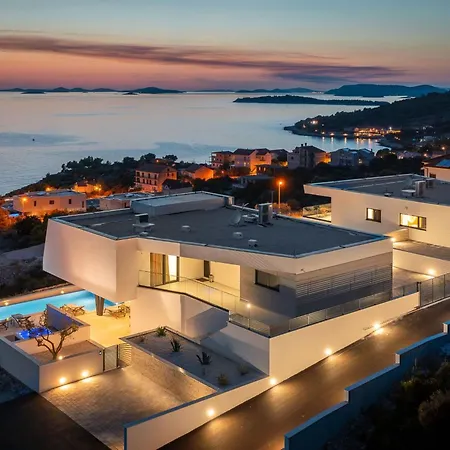別荘 Ferienvilla Oliva Mit Sauna By Interhome